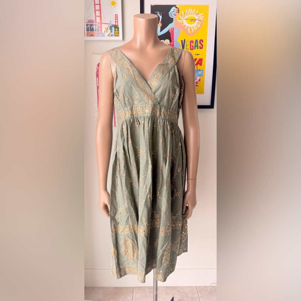 NWT Michael Kors Olive and Gold Midi Dress
